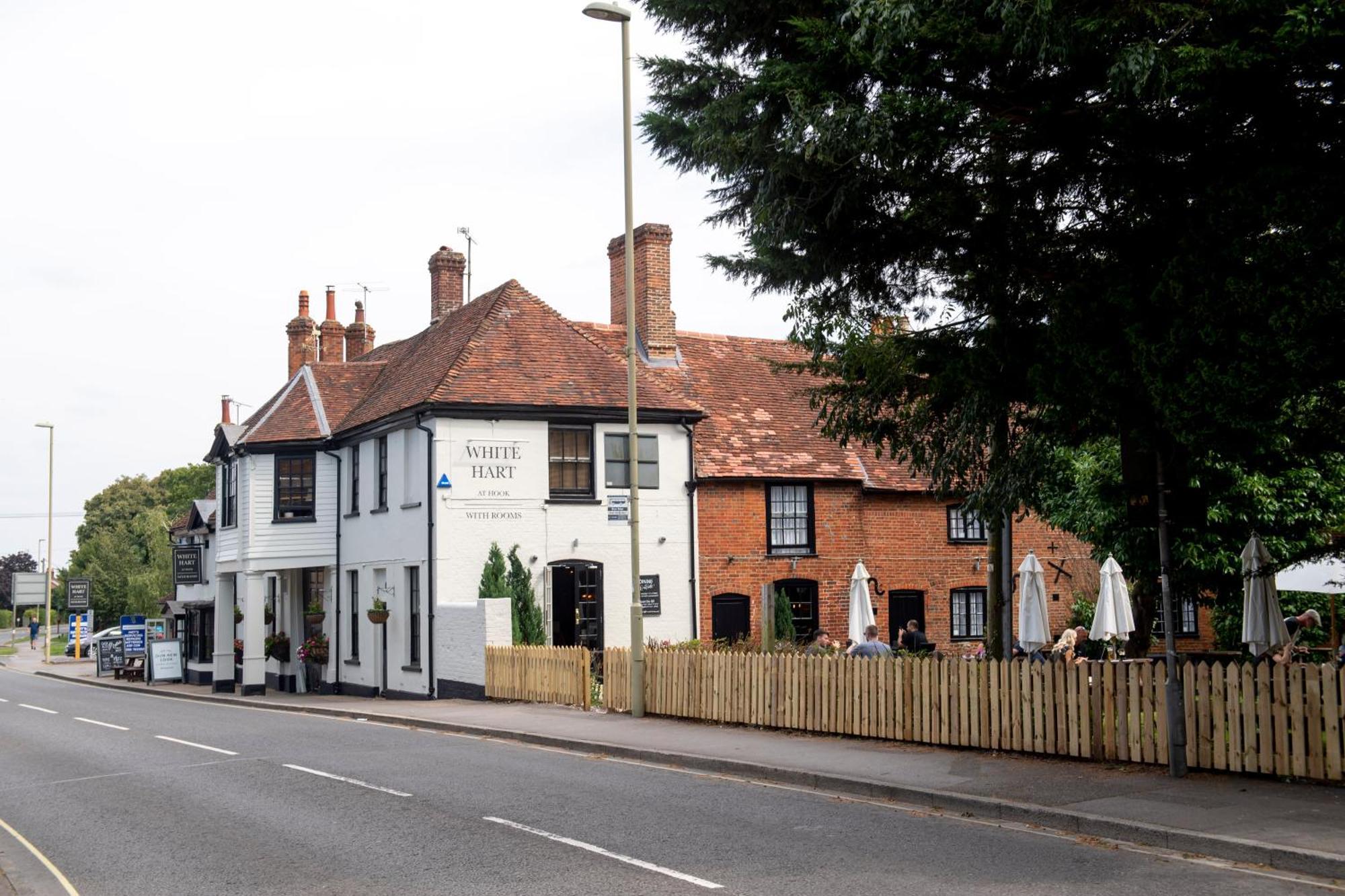 The White Hart By Innkeeper'S Collection Hook  Eksteriør bilde