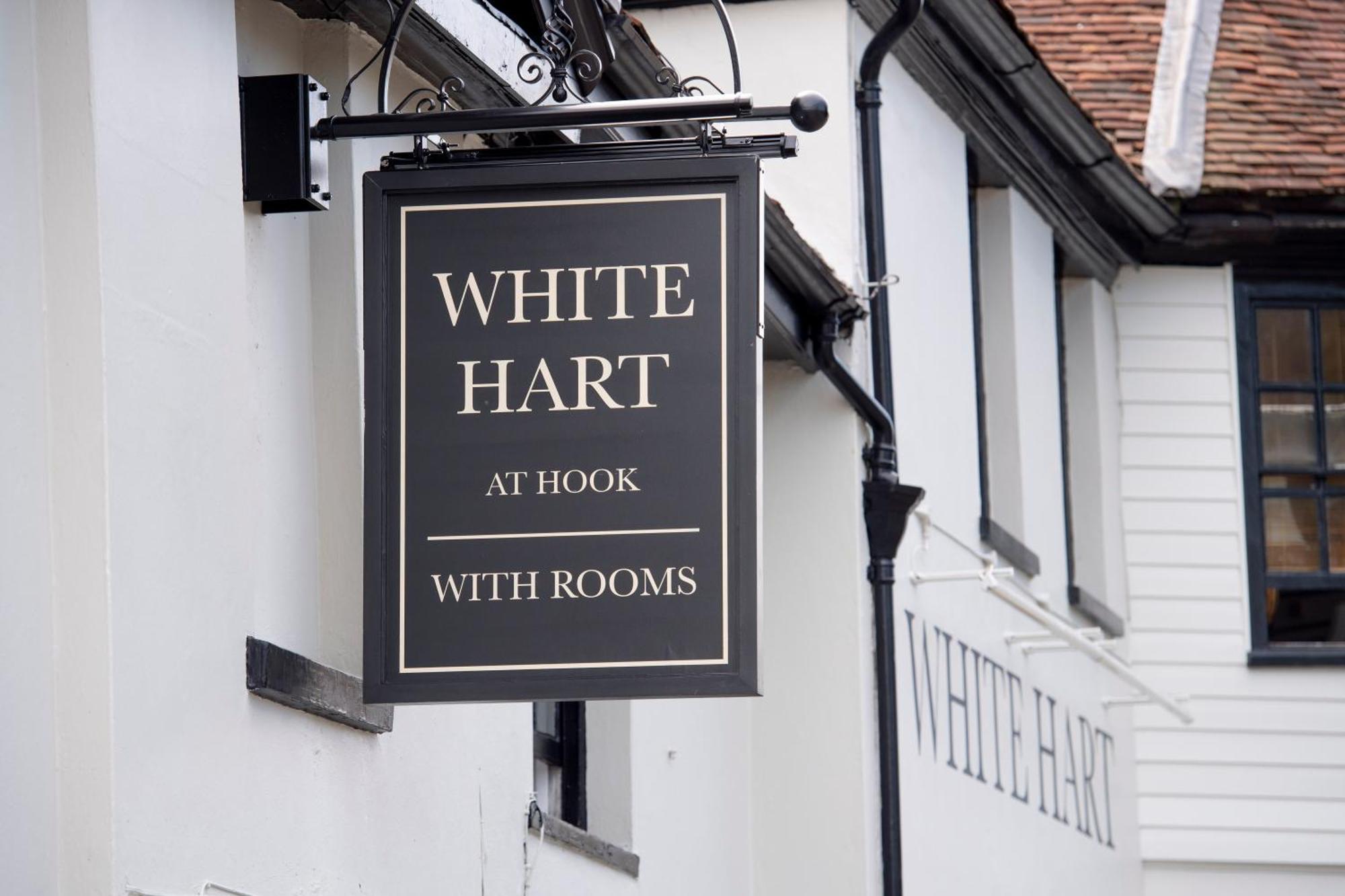 The White Hart By Innkeeper'S Collection Hook  Eksteriør bilde